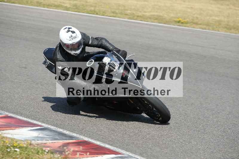 /Archiv-2023/28 05.06.2023 Moto Club Anneau du Rhin/vert-medium/10